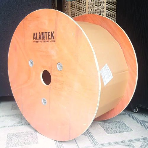 Cáp điều khiển chống nhiễu Alantek 18 AWG 2 Pair 301-CI9402-0500